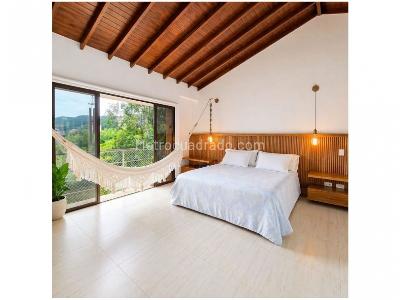 Casa de 5 alcobas en venta en El Poblado, Medellín, 480 m² · foto 8 de 10