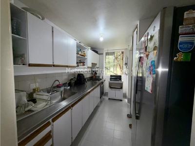 Apartamento en venta en El Poblado, Medellín · foto 5 de 5