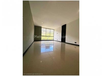 Apartamento de 3 alcobas en venta en El Poblado, Medellín, 272 m² · foto 10 de 15