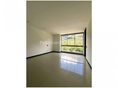 Apartamento de 3 alcobas en venta en El Poblado, Medellín, 272 m² · foto 12 de 15