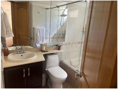 Apartamento de 3 alcobas en venta en El Poblado, Medellín, 86 m² · foto 5 de 12