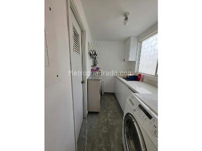 Apartamento de 3 alcobas en venta en El Poblado, Medellín, 124 m² · foto 5 de 10