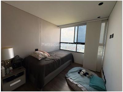 Apartamento de 2 alcobas en venta en El Poblado, Medellín, 87 m² · foto 10 de 12