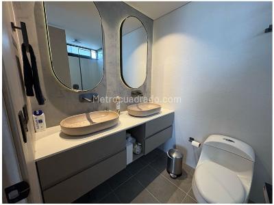 Apartamento de 2 alcobas en venta en El Poblado, Medellín, 87 m² · foto 12 de 12