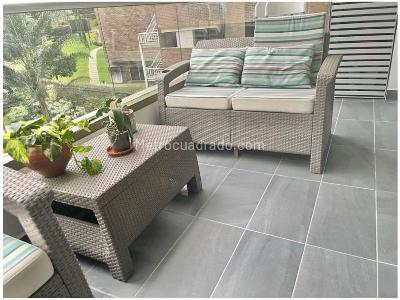 Apartamento en venta en Loma Del Chocho, Envigado · foto 3 de 17