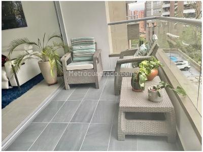 Apartamento en venta en Loma Del Chocho, Envigado · foto 4 de 17