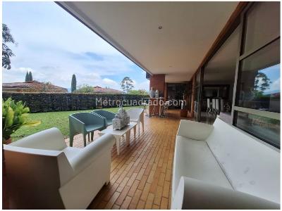 Casa de 4 alcobas en venta en El Poblado, Medellín, 709 m² · foto 9 de 20