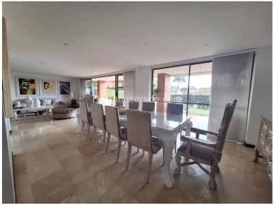 Casa de 4 alcobas en venta en El Poblado, Medellín, 709 m² · foto 16 de 20