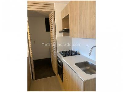 Apartamento de 2 alcobas en venta en El Poblado, Medellín, 61 m² · foto 9 de 20