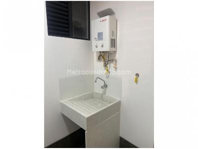 Apartamento de 2 alcobas en venta en El Poblado, Medellín, 61 m² · foto 10 de 20