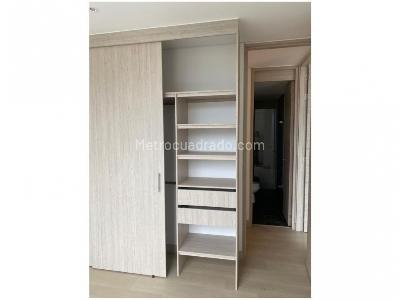 Apartamento de 2 alcobas en venta en El Poblado, Medellín, 61 m² · foto 12 de 20
