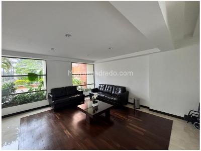 Apartamento en venta en El Poblado, Medellín · foto 4 de 14