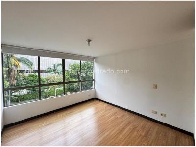 Apartamento en venta en El Poblado, Medellín · foto 10 de 14