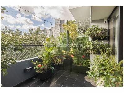 Apartamento de 2 alcobas en venta en El Poblado, Medellín, 84 m² · foto 5 de 20