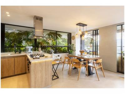 Apartamento de 2 alcobas en venta en El Poblado, Medellín, 84 m² · foto 13 de 20