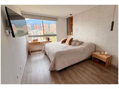 Apartamento de 3 alcobas en venta en Loma De Las Brujas, Envigado, 172 m² · foto 2 de 15