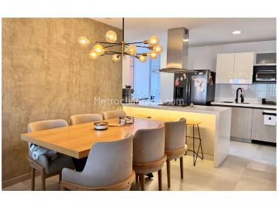 Apartamento de 3 alcobas en venta en Loma De Las Brujas, Envigado, 172 m² · foto 9 de 15