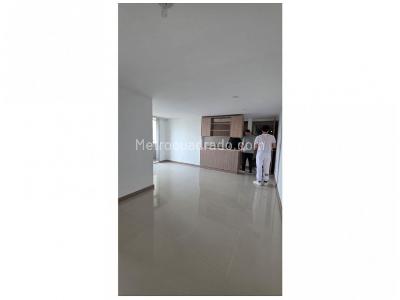 Apartamento en venta en Camino Verde, Envigado · foto 3 de 12