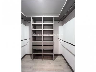 Apartamento de 1 alcoba en venta en El Poblado, Medellín, 52 m² · foto 6 de 20