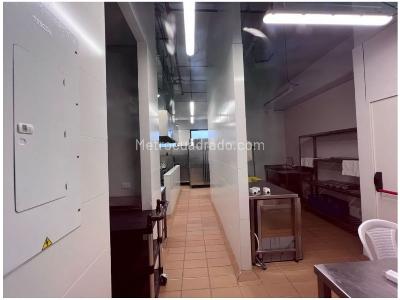 Apartamento de 1 alcoba en venta en El Poblado, Medellín, 52 m² · foto 11 de 20