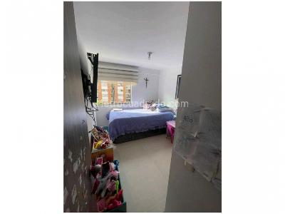 Apartamento en venta en Laureles, Medellín · foto 8 de 14