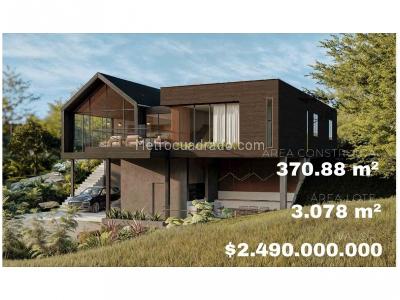 Casa de 3 alcobas en venta en Retiro, Medellín · foto 2 de 16