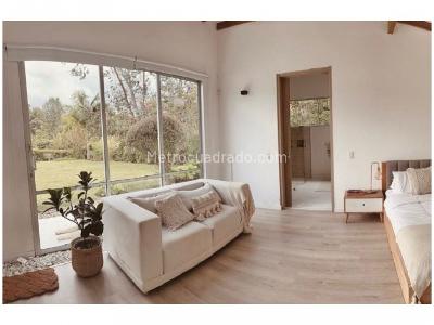 Casa de 3 alcobas en venta en Loma Del Escobero, Envigado, 300 m² · foto 9 de 15