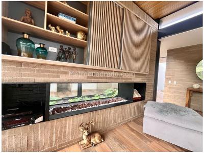 Casa de 4 alcobas en venta en Alro Del Escobero, Envigado, 500 m² · foto 6 de 20