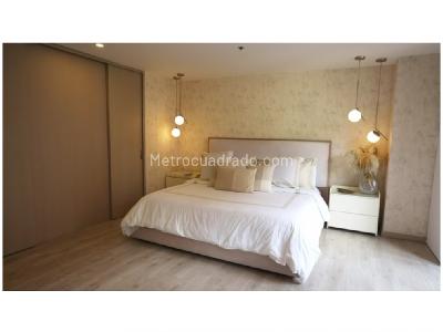Apartamento de 2 alcobas en venta en El Poblado, Medellín, 81 m² · foto 11 de 14