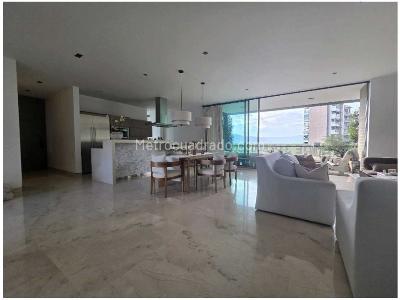 Apartamento en venta en El Poblado, Medellín · foto 3 de 11