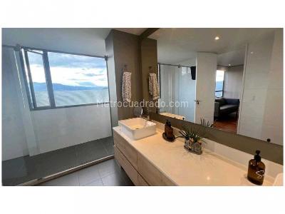 Apartamento de 3 alcobas en venta en El Poblado, Medellín, 265 m² · foto 15 de 18