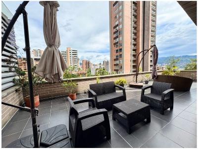 Apartamento de 3 alcobas en venta en El Poblado, Medellín, 174 m² · foto 2 de 15