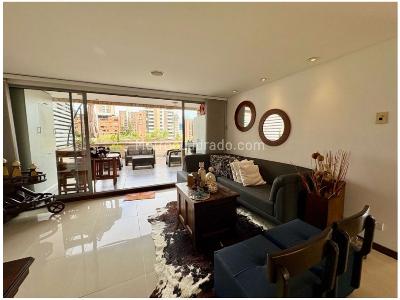 Apartamento de 3 alcobas en venta en El Poblado, Medellín, 174 m² · foto 3 de 15