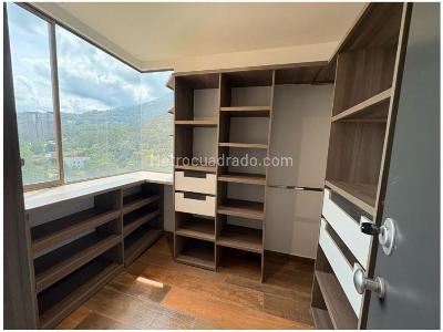 Apartamento en venta en El Poblado, Medellín · foto 9 de 14