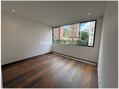 Apartamento en venta en El Poblado, Medellín · foto 11 de 14