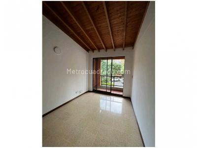 Casa de 4 alcobas en venta en La Sebastiana, Envigado, 204 m² · foto 9 de 18