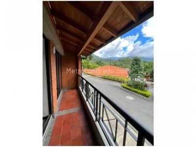 Casa de 4 alcobas en venta en La Sebastiana, Envigado, 204 m² · foto 11 de 18