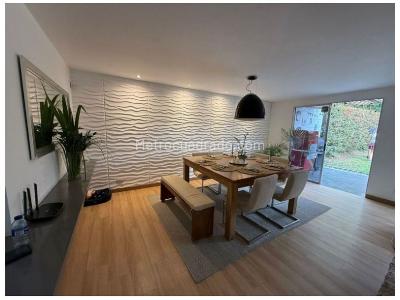Casa de 3 alcobas en venta en Benedictinos, Envigado, 179 m² · foto 4 de 20