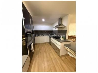 Casa de 3 alcobas en venta en Benedictinos, Envigado, 179 m² · foto 9 de 20