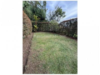 Casa de 3 alcobas en venta en Benedictinos, Envigado, 179 m² · foto 11 de 20