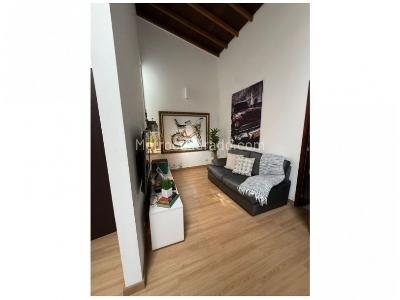 Casa de 3 alcobas en venta en Benedictinos, Envigado, 179 m² · foto 17 de 20