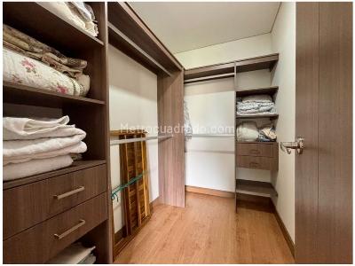 Apartamento en venta en Zuñiga, Envigado · foto 10 de 16