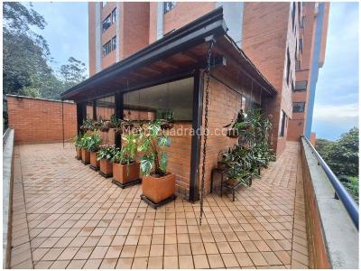Apartamento de 3 alcobas en venta en El Poblado, Medellín, 174 m² · foto 3 de 20