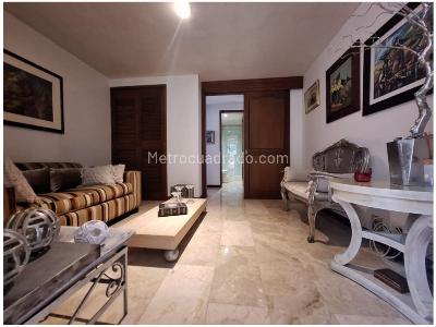 Apartamento de 3 alcobas en venta en El Poblado, Medellín, 174 m² · foto 20 de 20