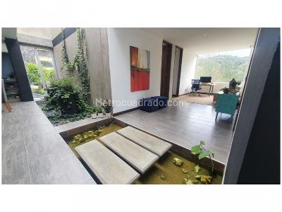 Casa de 4 alcobas en venta en Loma Del Escobero, Envigado, 514 m² · foto 7 de 20