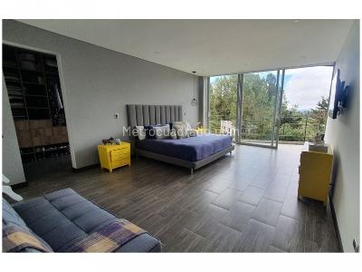 Casa de 4 alcobas en venta en Loma Del Escobero, Envigado, 514 m² · foto 8 de 20