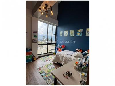 Casa de 4 alcobas en venta en Campestre Loma El Escobero, Envigado, 245 m² · foto 8 de 20