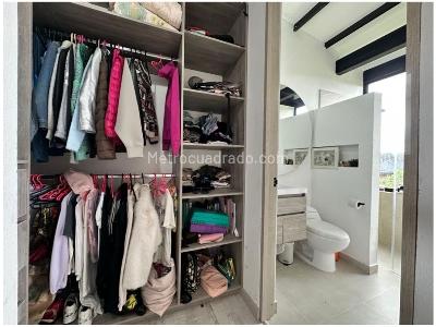 Casa de 3 alcobas en venta en Alto De Las Palmas, Envigado, 260 m² · foto 15 de 20