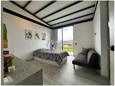 Casa de 3 alcobas en venta en Alto De Las Palmas, Envigado, 260 m² · foto 16 de 20