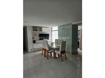 Apartamento de 2 alcobas en venta en Zona Alta Del Poblado, Medellín, 168 m² · foto 6 de 11